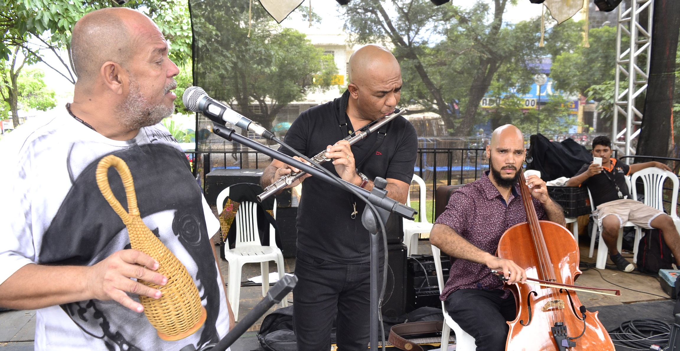 Artistas de Montes Claros podem se inscrever para apresentações culturais com pagamento de até R$ 14 mil; saiba como participar