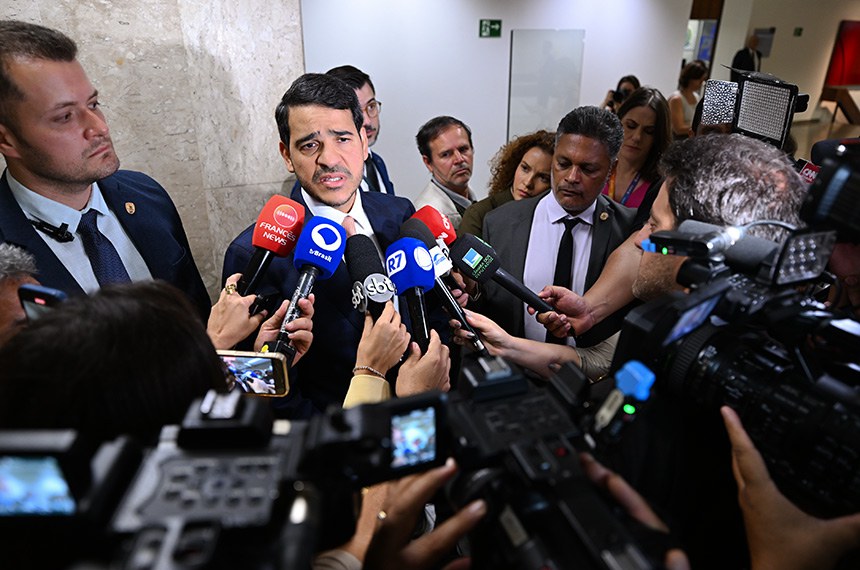 Jorge Messias será sabatinado após indicação ao STF