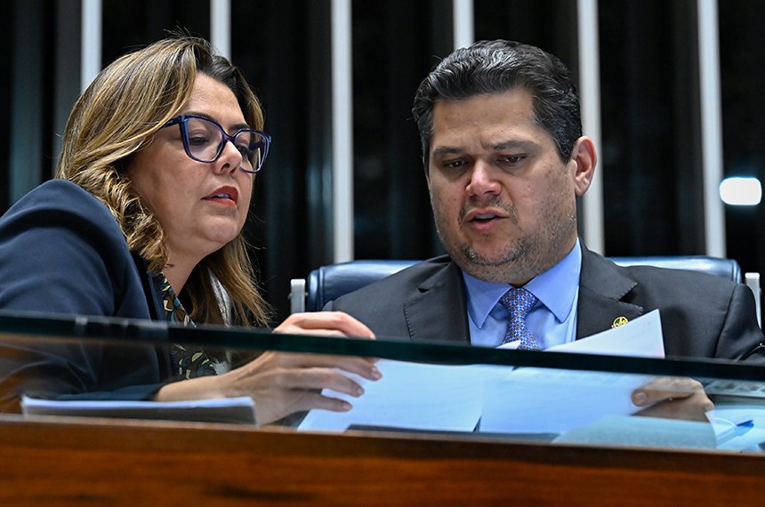 O Plenário do Senado rejeitou nesta terça-feira (19) uma emenda da Câmara dos Deputados ao projeto de lei que cria a Política Nacional de Recuperação da Vegetação da Caatinga (PL 1.990/2024). O texto original da proposta será encaminhado à sanção presidencial.