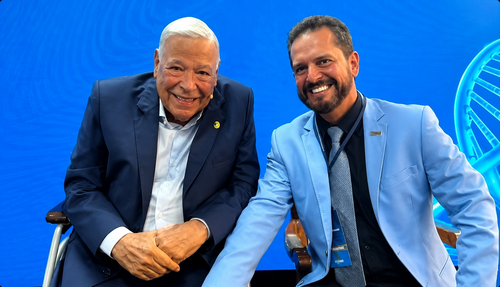 O presidente do Laboratório Cristália, Ogari Pacheco, e o presidente da FIEMG Regional Norte, Adauto Marques Batista, em reunião estratégica sobre investimentos no Polo Farmacêutico de Montes Claros.