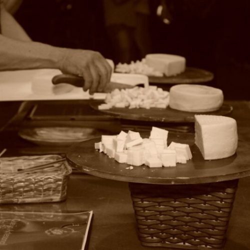 Sebrae Minas apoia produtores durante a Festa Nacional do Queijo de Porteirinha
