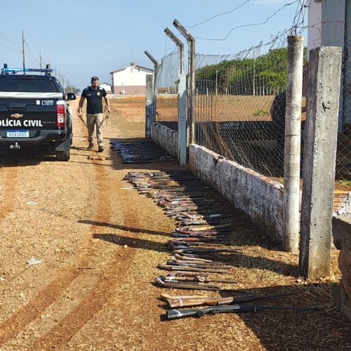 Polícia Civil realiza destruição de 200 armas em Taiobeiras