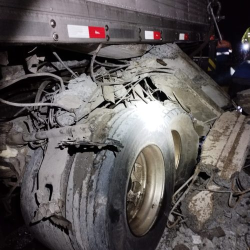 Alívio para motoristas: BR-365 volta a fluir após mais de 24 horas de interdição em Montes Claros