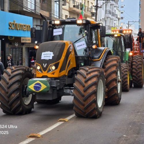 Produtores rurais fazem protesto com mais de 500 tratores no RS e pressionam por securitização de dívidas